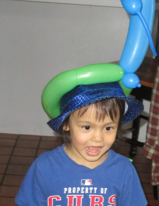 Crazy balloon hat Adik